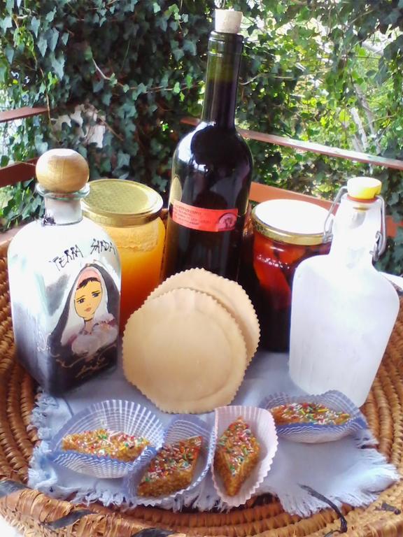 Farm Stay Gli Oleandri Loiri Porto San Paolo Екстериор снимка