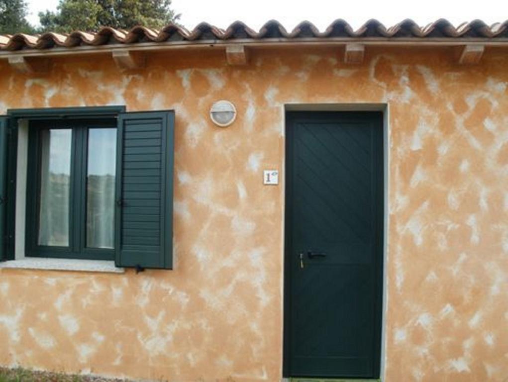 Farm Stay Gli Oleandri Loiri Porto San Paolo Екстериор снимка