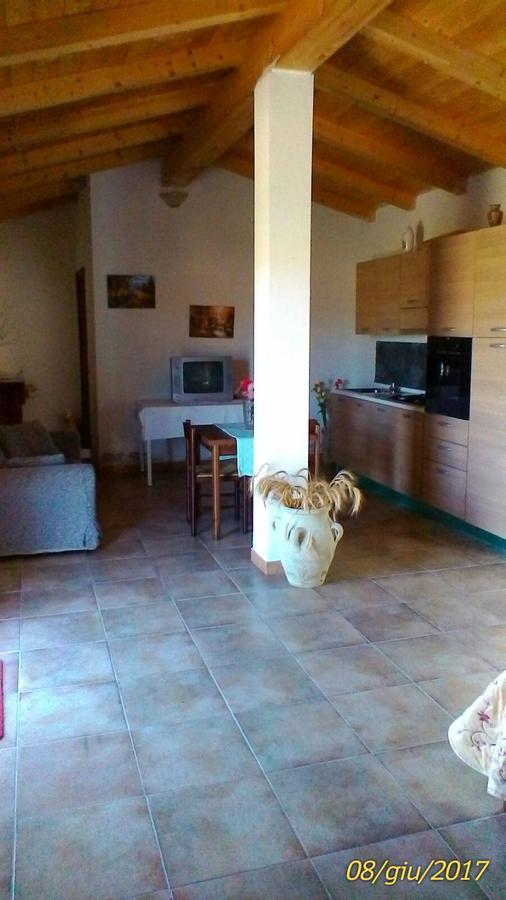 Farm Stay Gli Oleandri Loiri Porto San Paolo Екстериор снимка